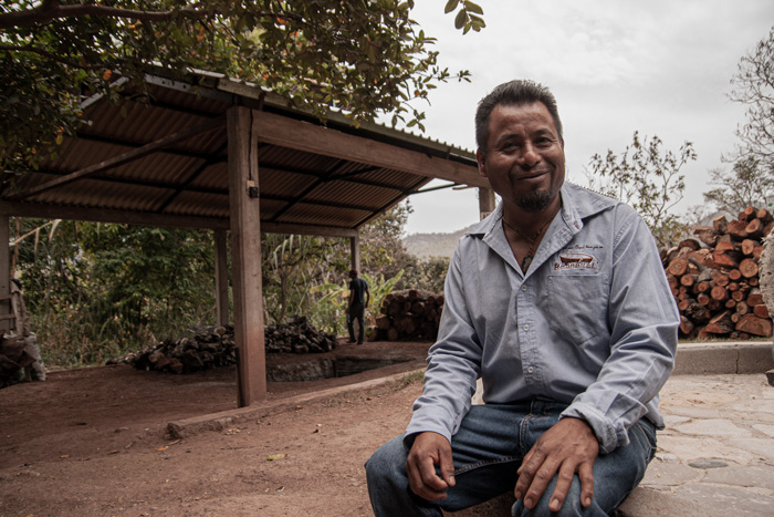 Horizonte Sustentable - Tobalá 2022 Mezcal Rajabule Maestro Mezcalero Juan Reyes 3
