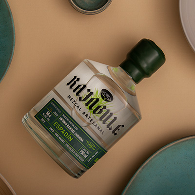 Rajabule-mezcal-artesanal-sustentable-espadin-escena1 Horizonte Sustentable - Espadín 2016 Rajabule mezcal artesanal sustentable espadin escena1