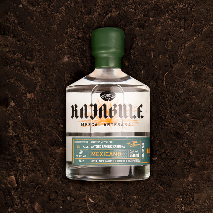 rajabule-mezcal-artesanal-sustentable-mexicano-escena6 Horizonte Sustentable - Mexicano 2022 rajabule mezcal artesanal sustentable mexicano escena6