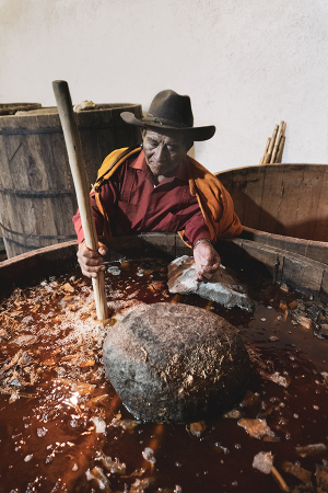 400-lustros-sobre-el-productor-JoseLucasGarcia-02 400-lustros-sobre-el-productor-JoseLucasGarcia-02